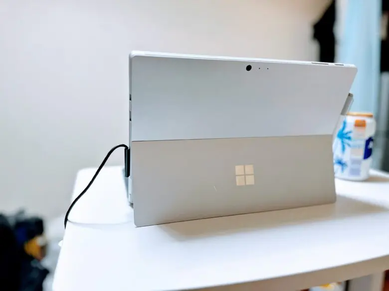 型落ち】中古Surface Pro4 安いから買ってみた。ブログ書いたりなら